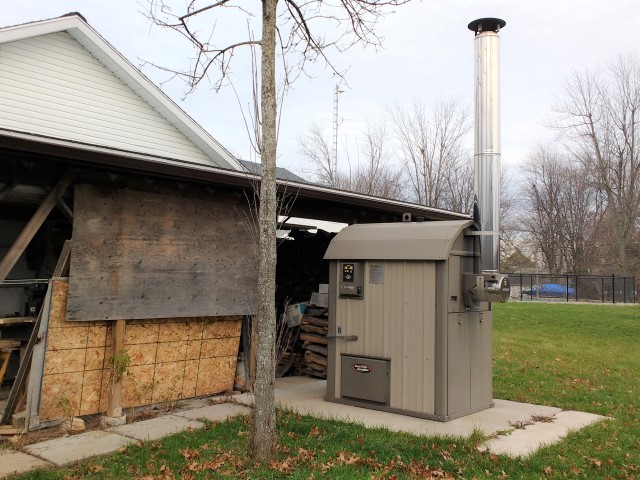 Central Boiler eClassic 1400